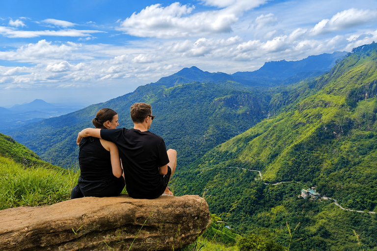Ella: Hidden Trails Tuk-Tuk Tour with Waterfalls
