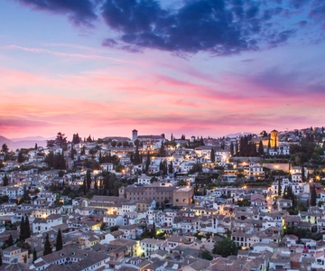 Granada: Albaicin and Sacromonte Evening Walking Tour