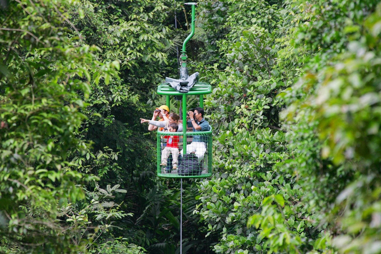 Jaco Beach: Pacific Luchttram bij Rainforest AdventuresJaco Beach: Pacific Aerial Tram bij Rainforest Adventures