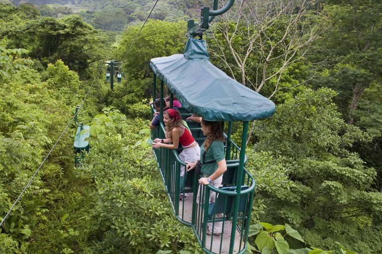 Praia de Jaco: Pacific Aerial Tram na Rainforest AdventuresJaco Beach: Pacific Aerial Tram em Rainforest Adventures