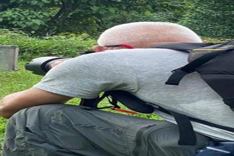 Santa Cruz: Giant Tortoise Watching and Lava Tunnels Tour