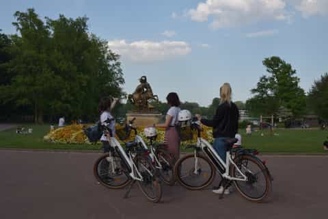 Lyon: 1.5-Hour E-Bike Tour