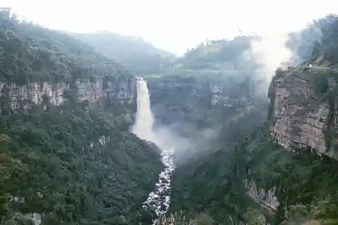 Tequendama Falls and Coffee Hacienda Day Trip from Bogotá
