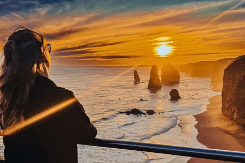Melbourne: Great Ocean Road Sunset, Avoid crowds, Epic Views