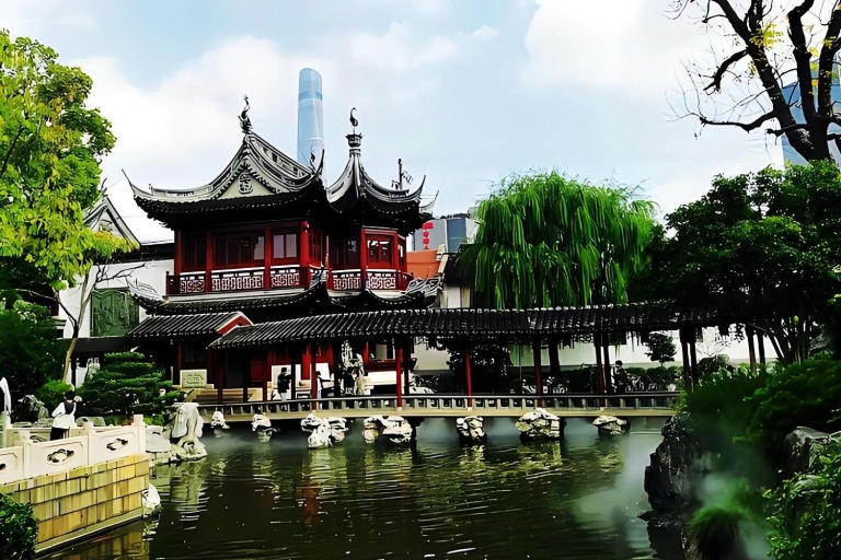 4-Hour Best Shanghai Private City Tour with Your Choice 4-Hour Tour by Uber/Metro