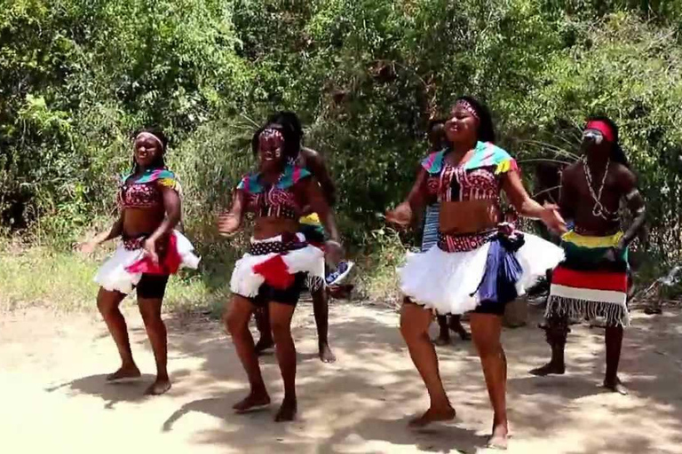 Visita cultural vespertina a Bomas de Kenia en Nairobi