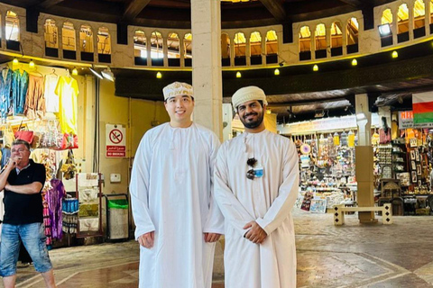 Muscat: City Highlights Tour with Grand Mosque & Souq Shared
