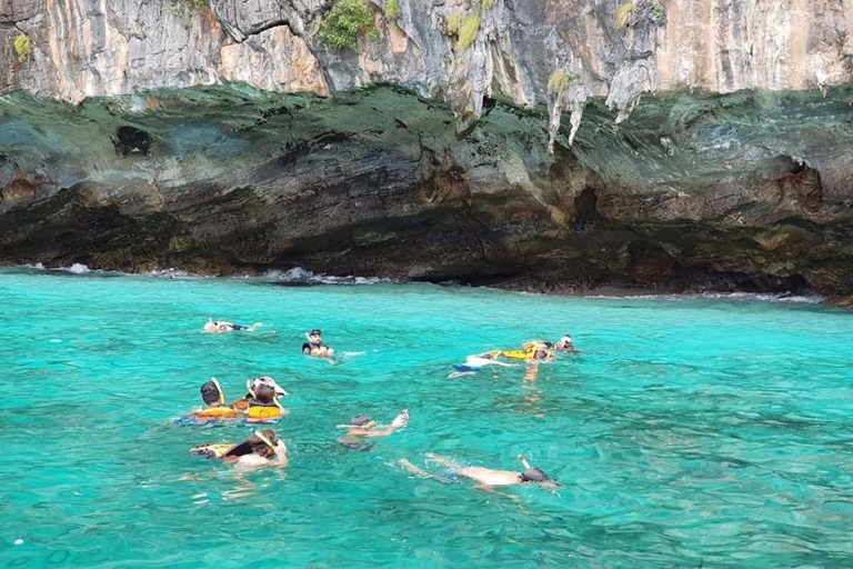 Krabi: całodniowa wycieczka prywatnym jachtem na Wyspy Hong