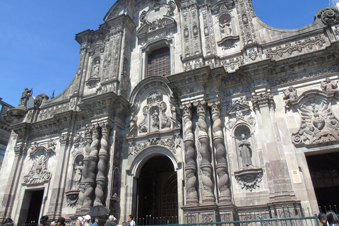 Discover Quito and the Middle of the World: Historical Tour Private Tour