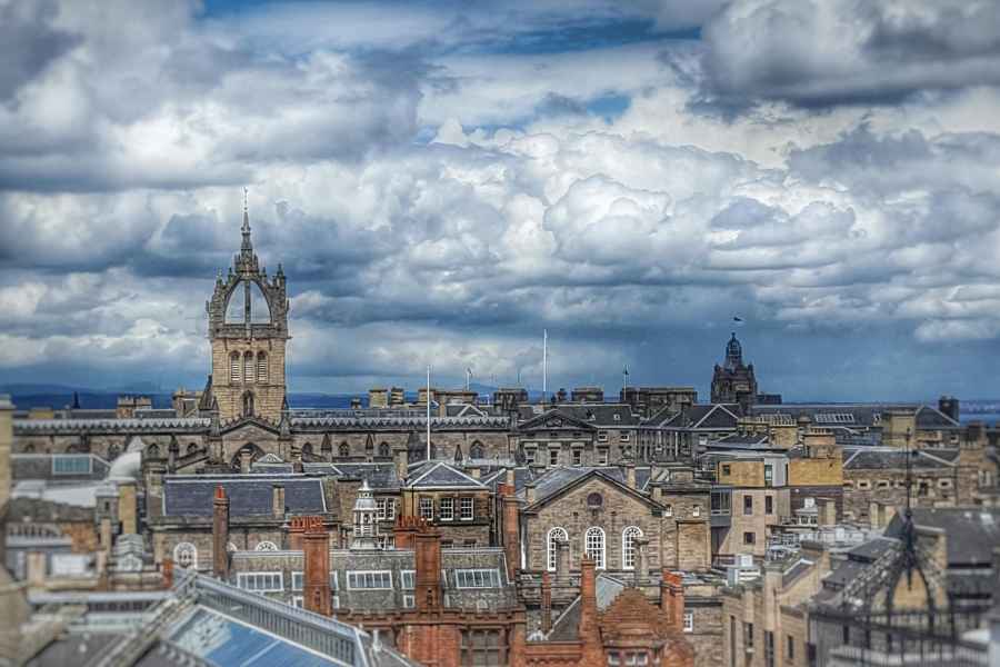 Edinburgh: Historische Tour durch Altstadt und Untergrund