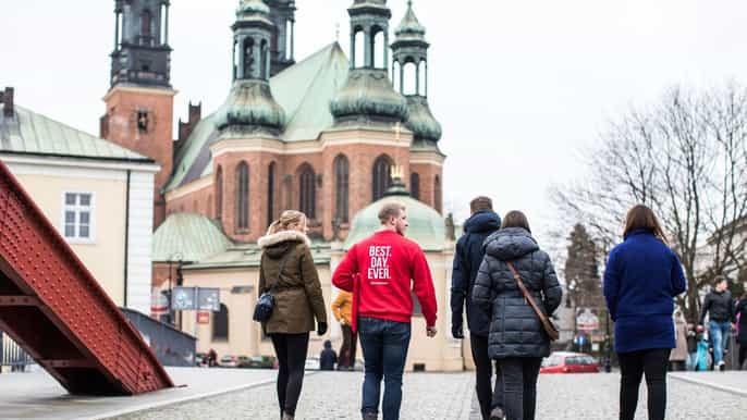 good evening poznań craft beer and food walking tour