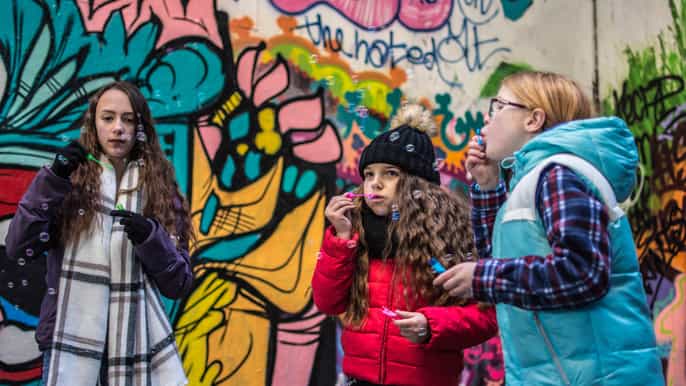 tour supervisionado para crianças fotografia de filmagem de kings cross