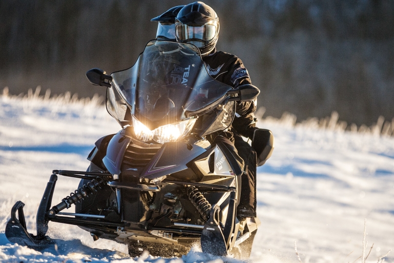 Vik: Aventura exclusiva en moto de nieve por las Tierras Altas de Islandia