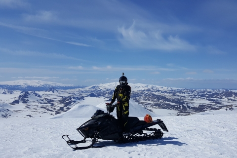 Vik: Ekskluzywna przygoda na skuterach śnieżnych w islandzkich górach