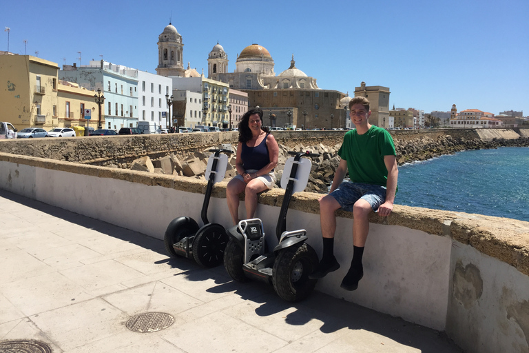 Cádiz: Privat 1,5-timmars Old Town Photo Tour av Segway