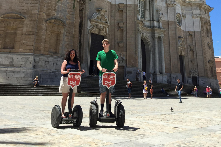 Cádiz: Privat 1,5-timmars Old Town Photo Tour av Segway
