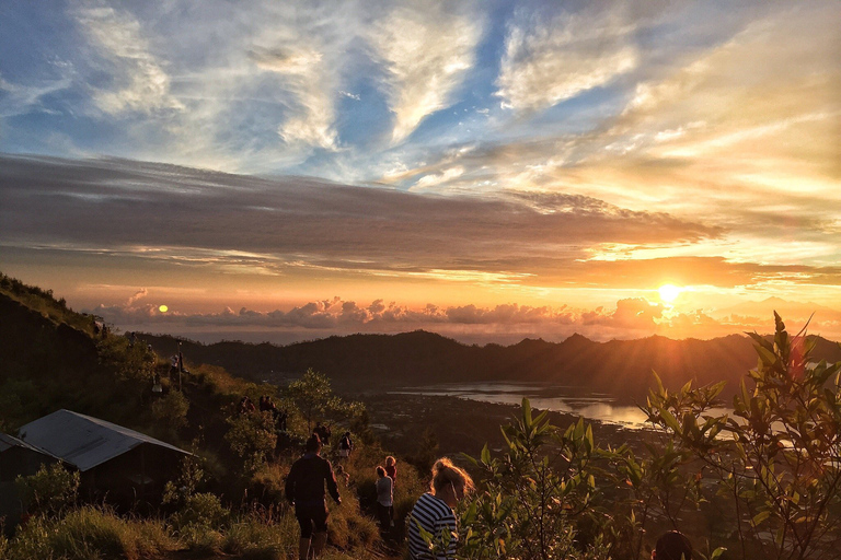 Batur: Tour bei Sonnenuntergang mit kleinem Gipfel-Picknick