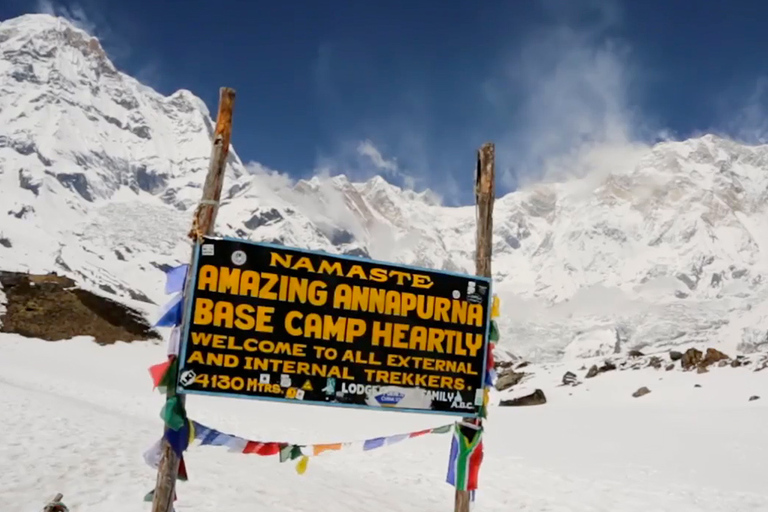 Au départ de Katmandou : Trek de 19 jours à l'Everest, l'Annapurna et Chitwan