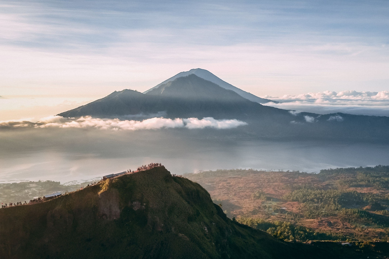 Bali: trekking al tramonto sul Monte Batur con picnicTour con trasferimenti