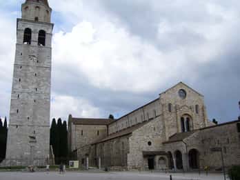 Trieste, Aquileia and Grado: Full–Day Bus Tour