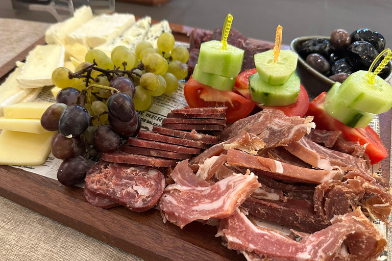 Plovdiv: Wine Tasting with Cheese and Cured Meats Extended Wine Tasting – 5 Tastings