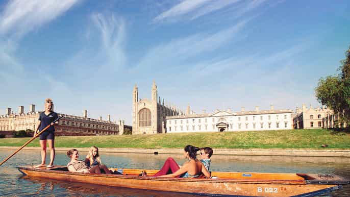 cambridge guided punt 45minute shared tour