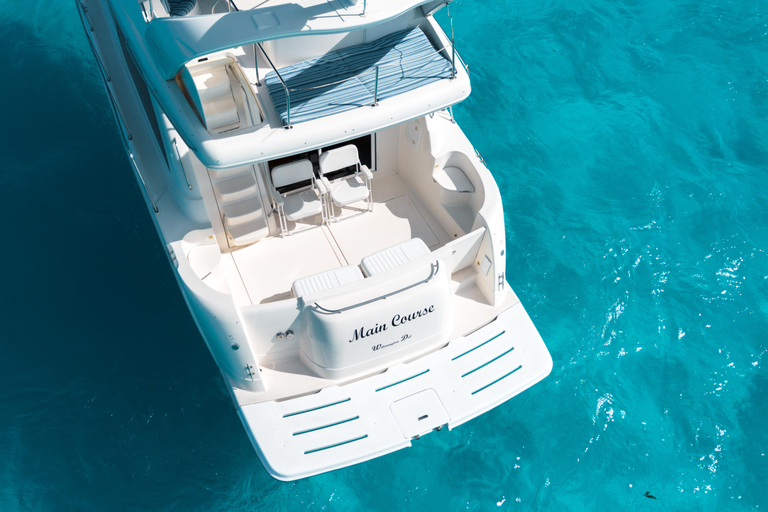 Cancun: Private Yacht Tour to Isla Mujeres with Snorkeling 4 hour - Trip