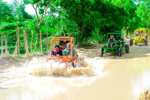 Avventura in buggy sulla spiaggia di Punta cana Macao