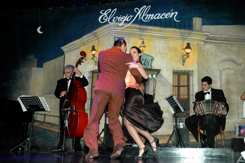 Buenos Aires: Show de Tango no El Viejo AlmacenShow de Tango Vip com 2 drinques