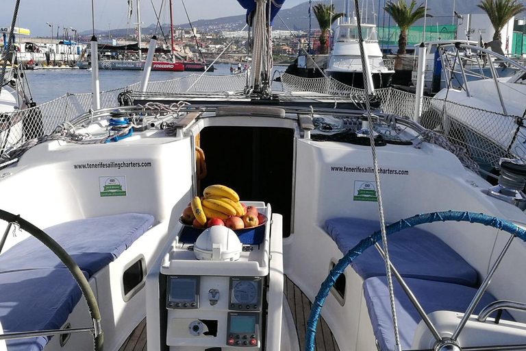 Tenerife: Private Sunset Charter with Drinks and Tapas Private Cruise on 33-foot Yacht Gran Azor