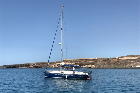 Tenerife: Private Sunset Charter with Drinks and Tapas Private Cruise on 33-foot Yacht Gran Azor