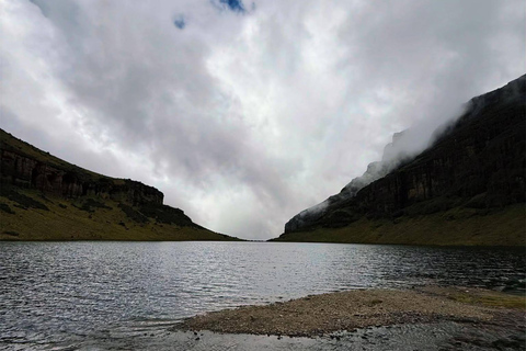 Lake Michaelson Hike and Mount Kenya Trekking Tour
