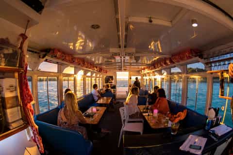 Mooloolaba: Seafood Lunch Cruise