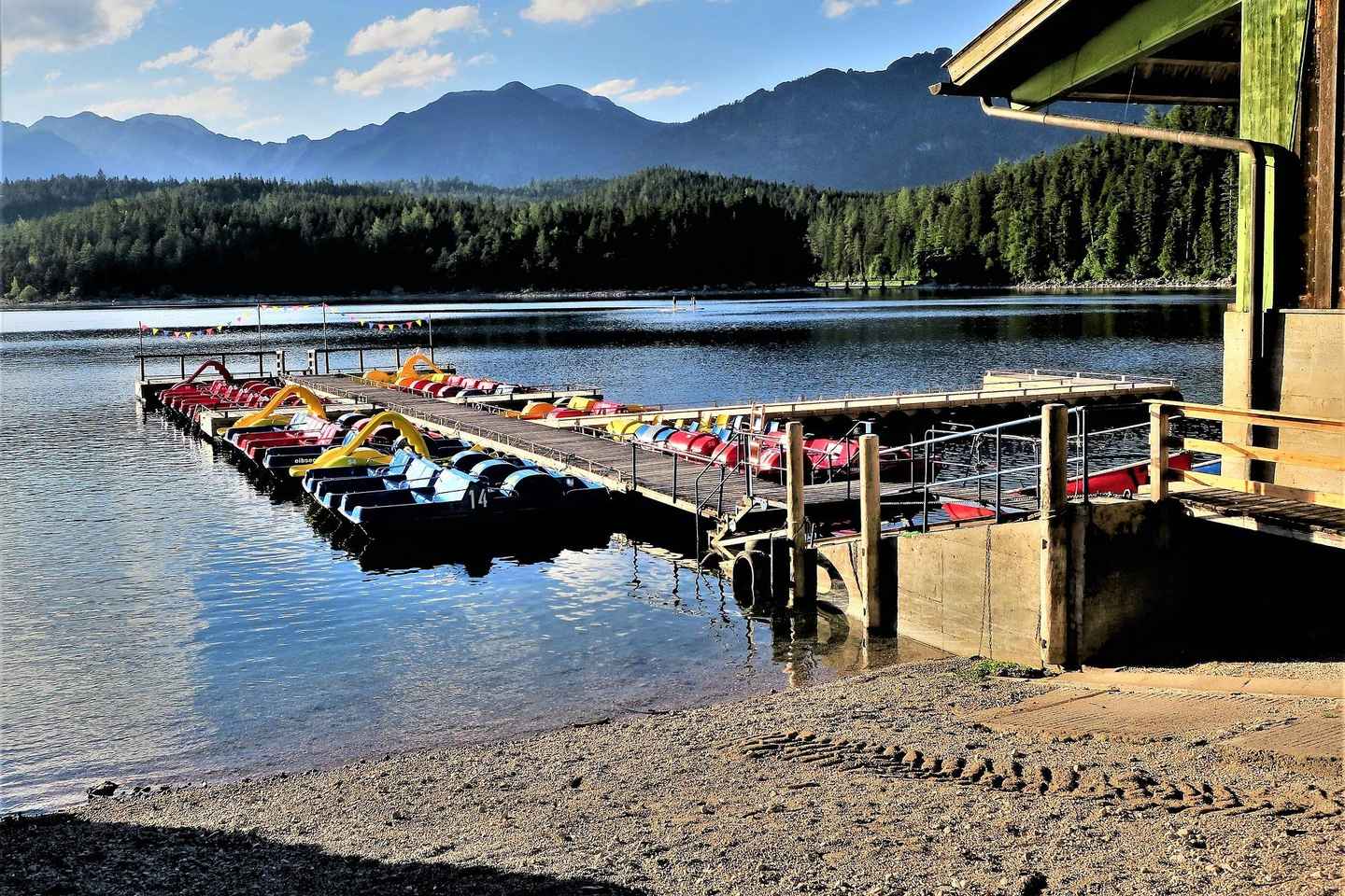 From Munich: Day Trip to Lake Eibsee