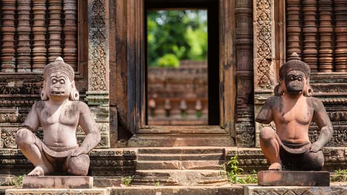 banteay srei and angkor day trip from siem reap