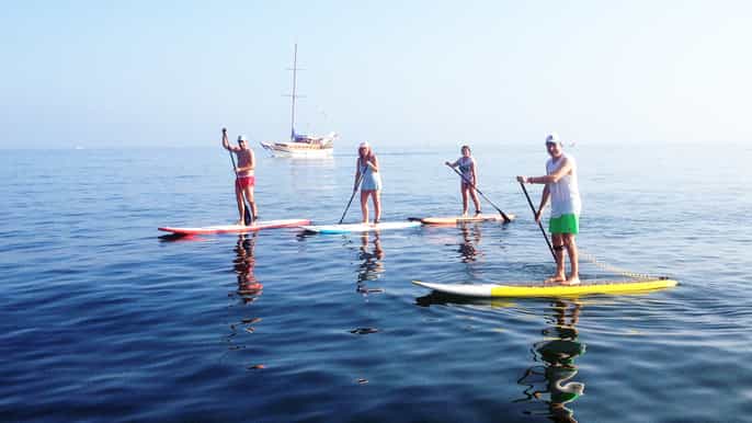 marbella bay stand up paddleboarding tour