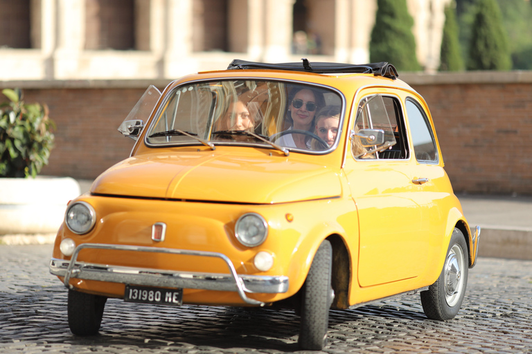 Rome: Fiat 500 Vintage City and Photo Tour