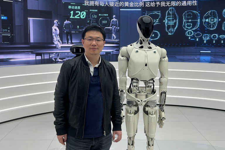 Guangzhou: XPENG Motors and EV Industry Tour Pick-up, XPENG Factory & Global Headquarters Visit