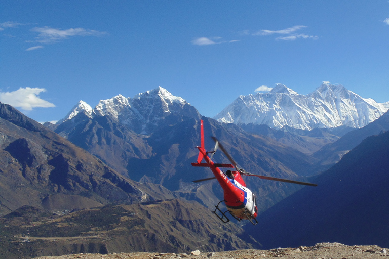 Camp de base de l'Everest: visite guidée en hélicoptère de 3 heuresVisite guidée partagée en hélicoptère Everest