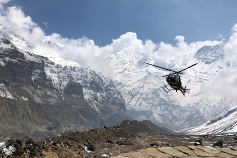 Camp de base de l'Everest: visite guidée en hélicoptère de 3 heuresVisite guidée partagée en hélicoptère Everest