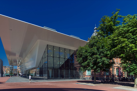 Amsterdam: Stedelijk Museum and 1-Hour Canal Cruise