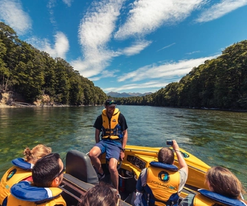 Fiordland: Jet Boat & Nature Walk Experience from Te Anau