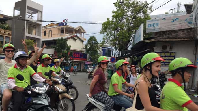 hue 4.5hour countryside motorbike tour