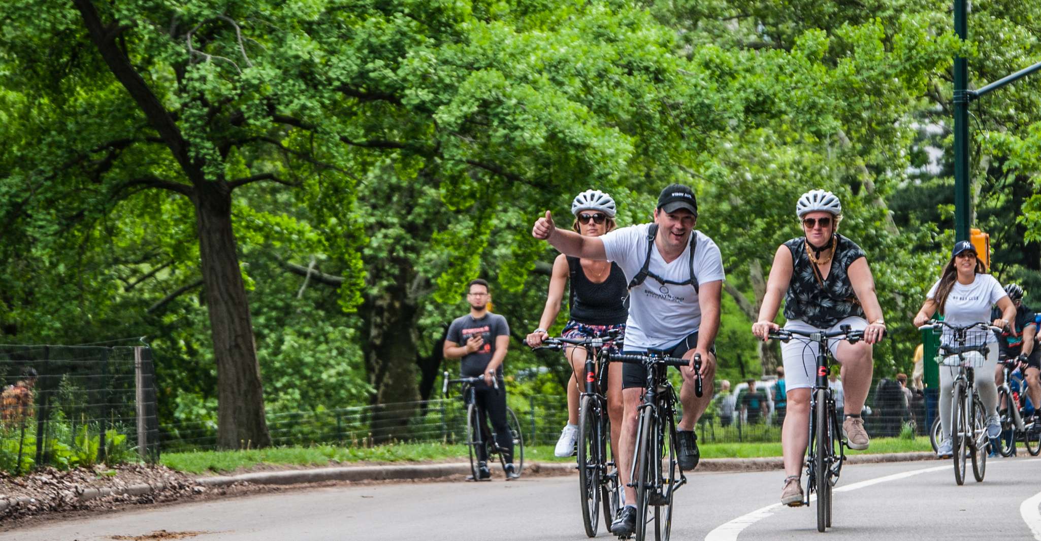 Excursão de bicicleta turística com guia local - Hizvo
