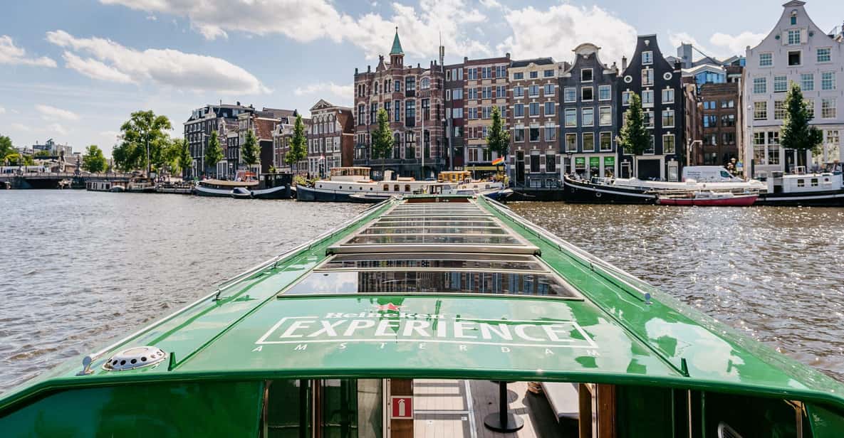 Impressie van Amsterdam: Heineken-boottocht met drankjes & Heineken Experience