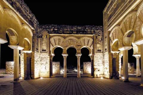 Tour guiado de Medina Azahara por la noche