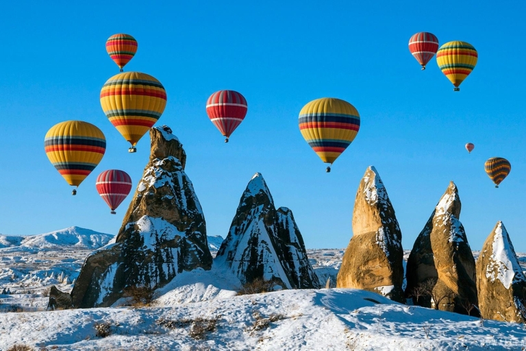 Tour de 2 días en Capadocia con globo aerostático desde Estambul