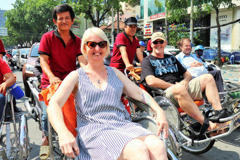 Esperienza personalizzata di Ho Chi Minh City su Cyclo con conducenteCiclo di 3 ore in inglese