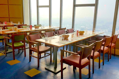 Baiyoke Sky Tower Bangkok: uitzichtpunt en lunch/dinerbuffetDinerbuffet met Observation Deck en 360° Revolving Point