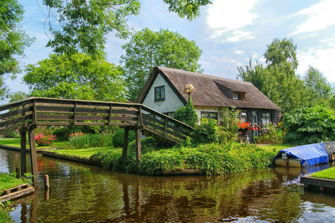 Giethoorn: excursão particular de um dia com passeio de barco saindo de Amsterdã